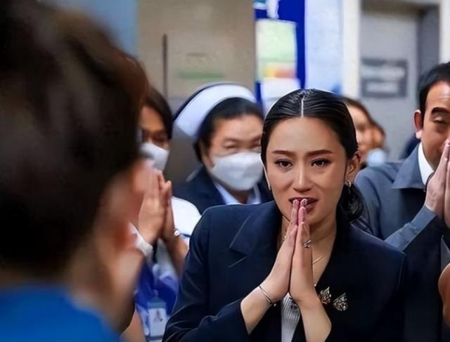 泰国局势将变天！佩通坦微笑出庭，泰国王室开了后门，重回总理之位已成定局？洪森要做好最坏准备