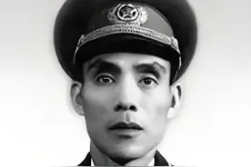 广西将军韦杰中将图片