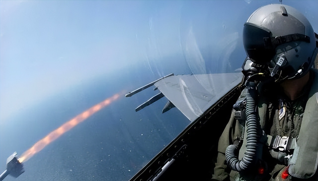 战争一旦爆发	，中国的3000架飞机根本上不了场？俄专家讲出真相