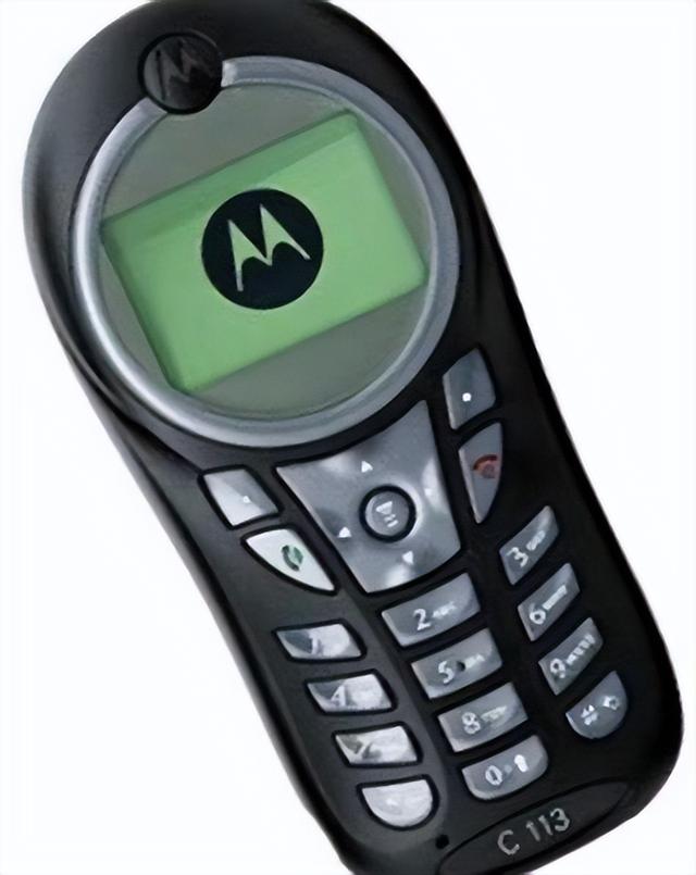 通信历史连载842-世界第一部穷人买的起的手机Moto C113a-2005年