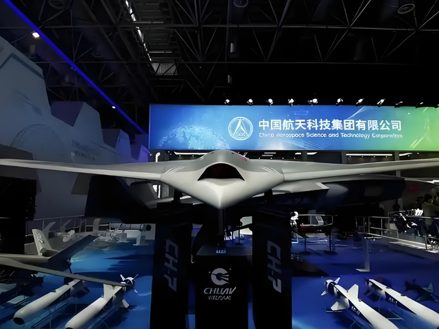 攻不了也守不住？中国空军在西藏上空，被印度空军欺负了足足40年