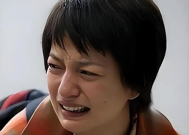 封杀四年，49岁赵薇突传消息，因胃癌去世传闻5个月前就真相大白