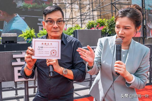 国庆暖心游！吃螃蟹还能做慈善，有人为一只螃蟹捐了2000元