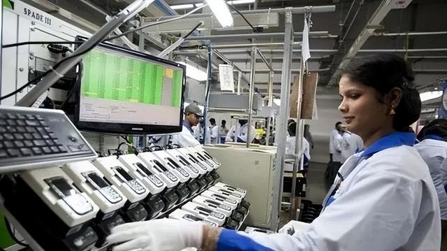 让人啼笑皆非的一幕出现了，中国减少采购芯片，欧美芯片内讧