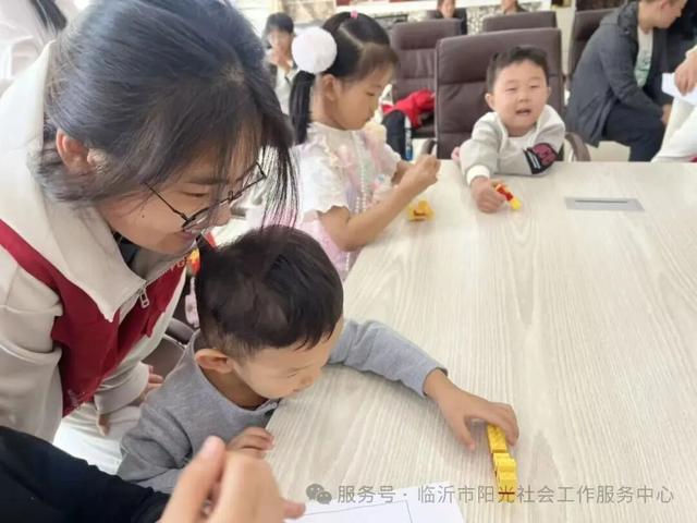 金秋到初冬，社会工作专业实习生在阳光中心的实习收获大揭秘