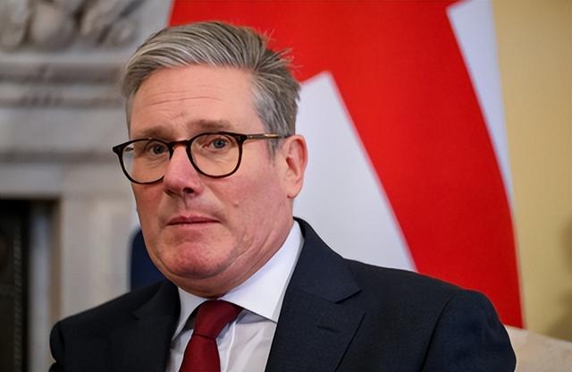 两件事得罪中国，英国首相访华行程黄了，中方已确认将其拒之门外