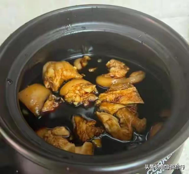 “十女九寒”，冬天建议女人：多吃3汤，驱寒强体，整个人都舒服