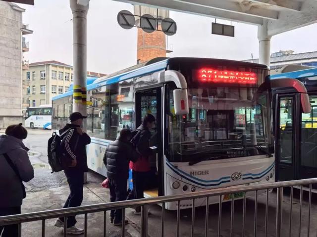 昌化车站：杭州很远，昌化很近