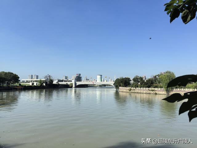 扬州文峰塔，京杭大运河畔四塔之一，塔园寺一体