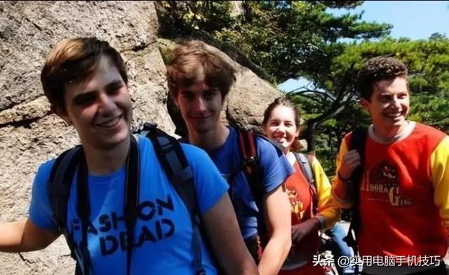 印度游客疯狂涌入中国，在庐山搓澡、打肥皂！景区把老外放纵坏了