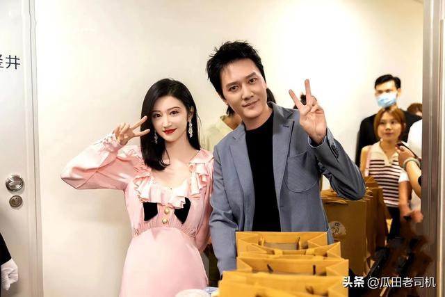 景甜不忍了！公开回应感情状态，与冯绍峰闪婚事件真相大白