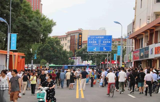 万众瞩目！就在昨晚，呼和浩特这里沸腾了！你在现场吗？