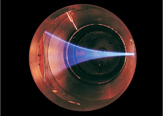 推开44吨的秘密：关于那扇“世界最重之门	”的硬核往事