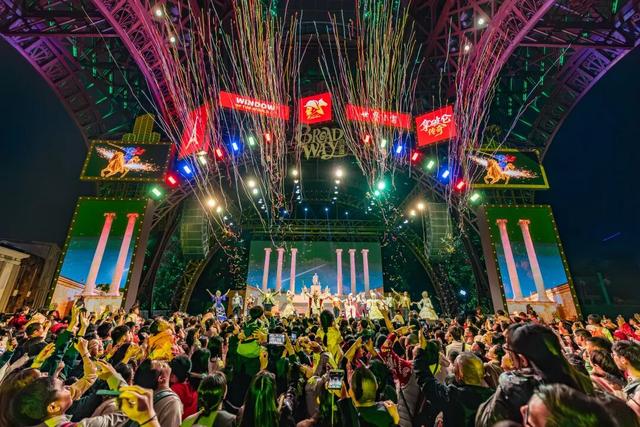 深圳老牌景区春节“翻红”成顶流，元宵新玩法再续狂欢