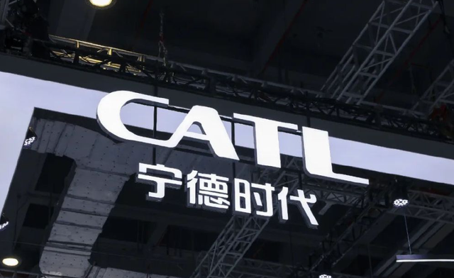 征收250%关税？特朗普又反悔，来北京吃晚宴可以，但须满足1条件
