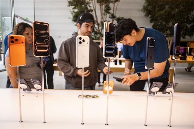 库克如何带领苹果公司避免今年的灾难？突破4万亿美元市值！