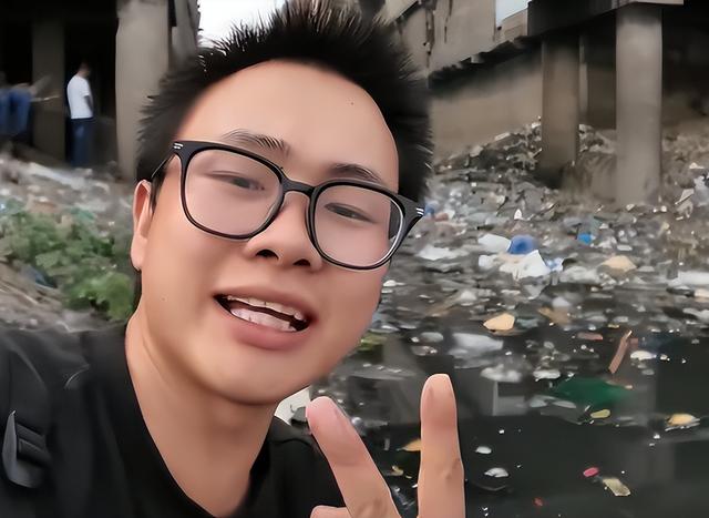 湖北小伙在孟加拉贫民窟，被大妈相中拉进家，让把她女儿娶回中国