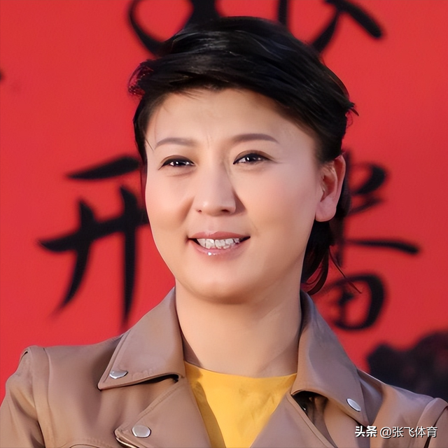 闫学晶丑闻再曝！一人已被拘留，婚变内幕被扒	，亲手拔父亲氧气管