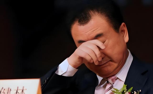 风流成性、挥霍无度，37岁“纵欲过度”的王思聪，再次传出大丑闻