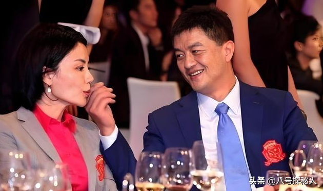 王菲也没想到，自己辛辛苦苦养大的李嫣，竟给李亚鹏做了“嫁衣”