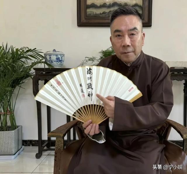 不知廉耻！杨少华头七刚过，被曝发妻小三同住的杨议竟更理直气壮