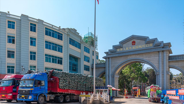 中国最长的公路！全长超1万公里，它到底长啥样？