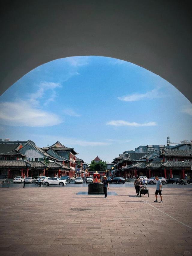 这座城市早该火了，低调了3500年的古都，却美景遍地美食满城