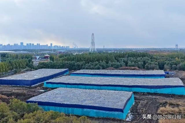 哈尔滨下雪啦！第二十七届冰雪大世界20万立方米存冰待启