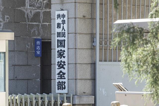 美国发动“网络核攻击”，差点让中国乱套，漏洞竟是某牌手机