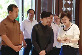 罗萍到红河书院调研时强调：打造红河文化高地 以文化赋能高质量发展图片