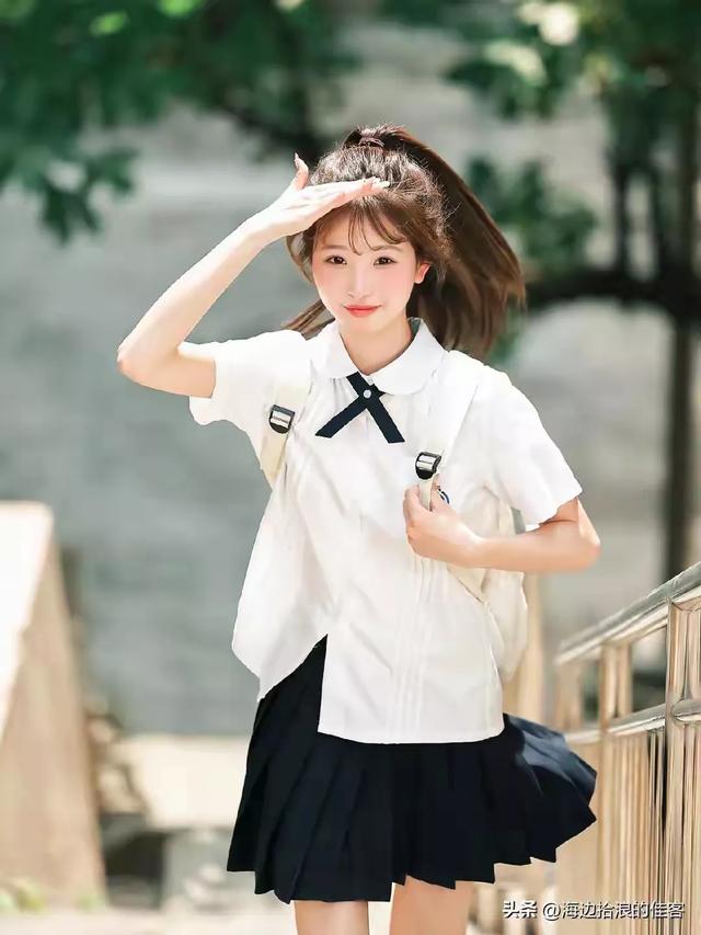 甘肃兰州一校花,楚楚动人,我见犹怜,这气质堪称校园天花板