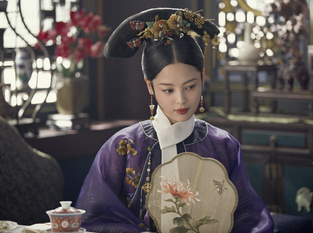 巩俐叶德娴之后就是她	，辛芷蕾凭什么封后？曾被骂“想红写脸上”