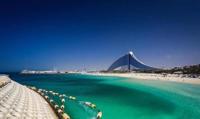 大凶之兆出现？圣经末日预言应验	，波斯湾海水血红色，怎么回事？