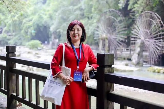 国际旅行商盛赞荆山楚水大美长江