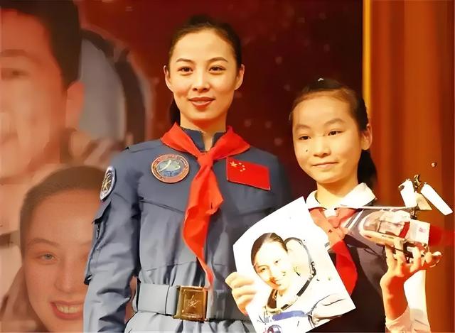 牺牲太大了！中国首个出舱女宇航员谈太空之旅：落地后路都走不了