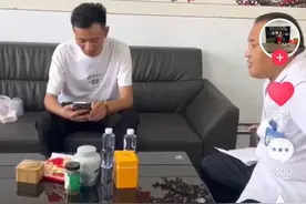 怀远回安徽看望养母，将养母安置在养老院，表态未来会继续赡养她图片
