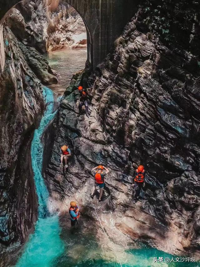 2h直达！重庆耍水天花板！比漂流更过瘾、更清凉