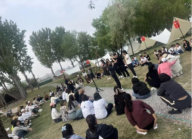 国庆中秋假期第七天，山亭旅游热度仍不减