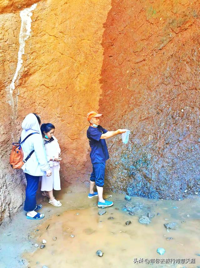 天山神秘大峡谷寻幽探秘