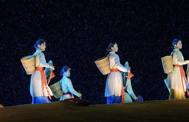 太会了！大自然这位“导演”，给印象大红袍疯狂加戏