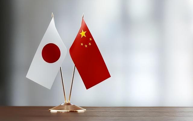 当不成首相了？高市早苗公开支持赖清德，日本亲华派立马翻脸