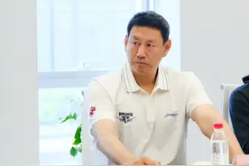 北京首钢第一签！曝2米13大中锋加盟，携手CBA名帅，冲击前八图片