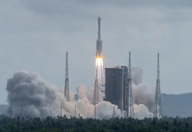 一夜之间,中国传来2个爆炸性突破,美国从88%降到9%,中国猛追