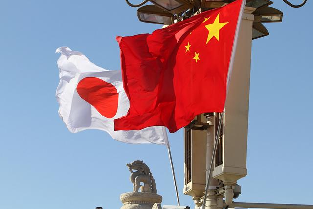 是可忍孰不可忍！王毅罕见警告，高市首次承认	，中方反制不容忽视