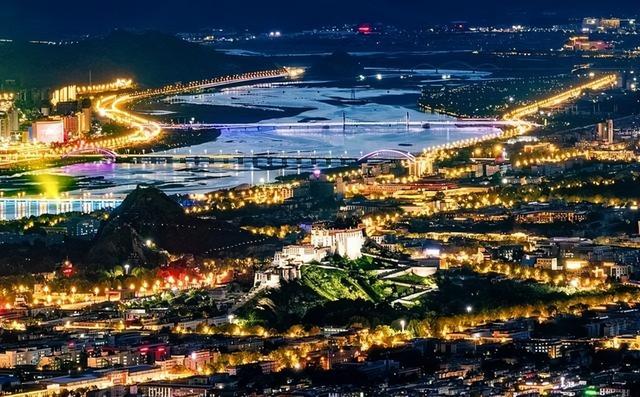 火不过半年！网红城市轮番登场又凉凉，到底缺了啥硬实力？