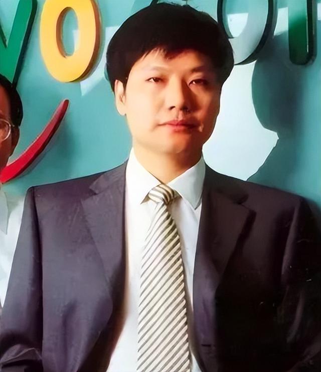 董明珠没想到，雷军受邀观礼阅兵半月多，竟再次令所有人刮目相看