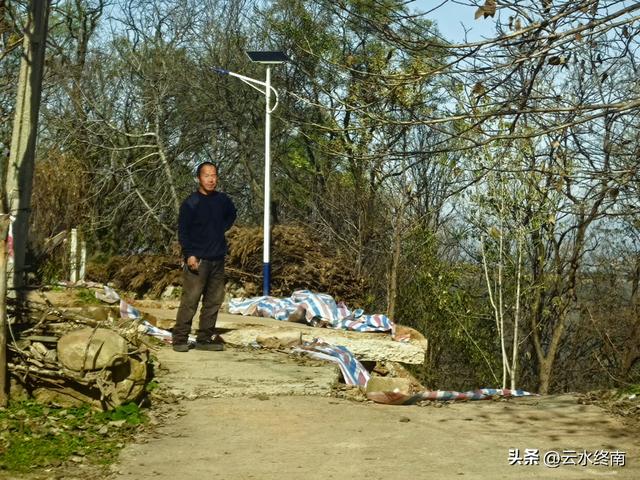 家家山景房！驱车直达白鹿原头这个村子，真是个晒暖暖的好地方