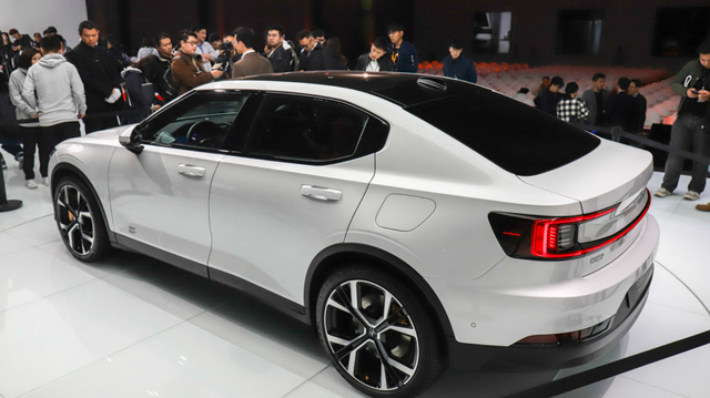 充电方式影响续航？实测对比快充慢充，结果出乎意料！