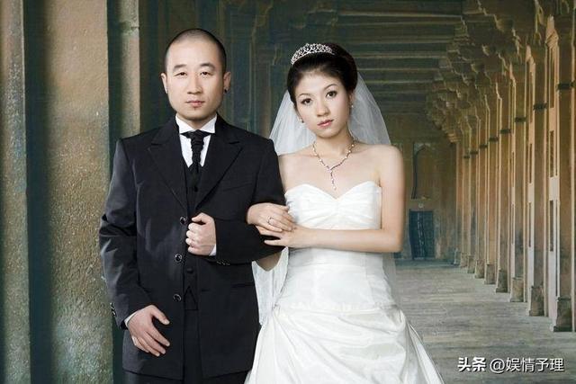 78岁李保田近况令人唏嘘，住处杂乱喝10元桶装水，如今老到不敢认