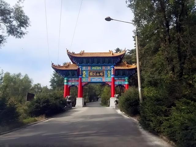 十一游长白丨在长白灵光塔下，把盛唐的砖、山野的风酿成独属你的诗